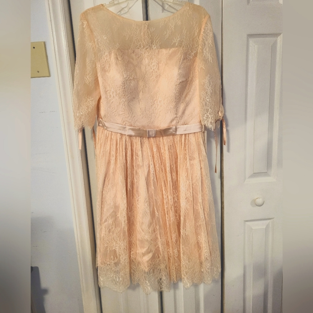 Size 14 Grace Karin 3/4 length JBK, Fully line, Lace Formal in Pearl Pink.